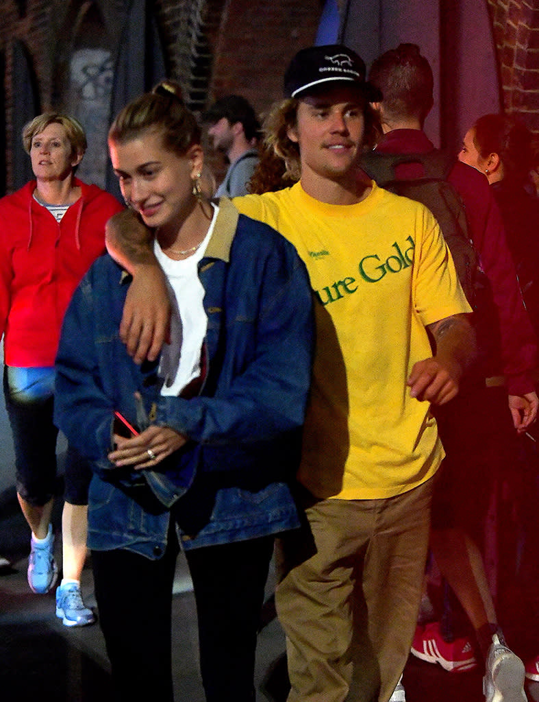 Justin Bieber and Hailey Baldwin (wearing <i>that</i> ring) step out in NYC. (Photo: 247PAPS.TV/SplashNews.com)