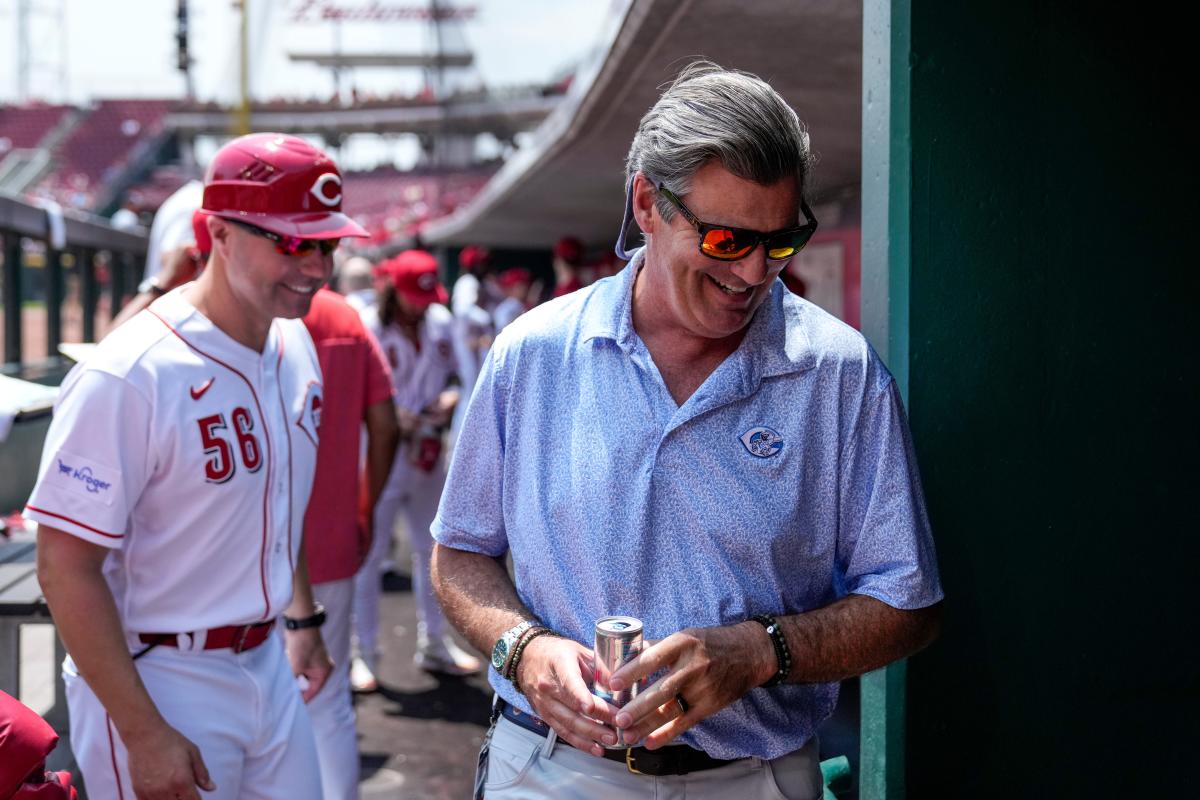 Cincinnati Reds not for sale says Bob Castellini son