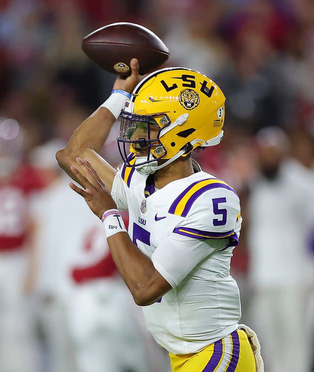 Daniels is shown throwing during the first quarter against the Crimson Tide.