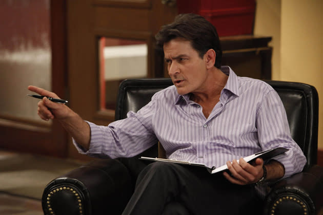 Schon vor der TV-Premiere ein voller Erfolg: Charlie Sheen in "Anger Management" (Bild: ddp images)