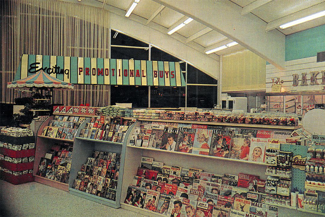 Piggly Wiggly Newsstand, 1959