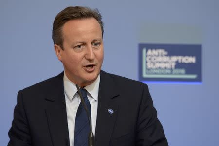 Prime Minister David Cameron speaks during the final session at the Anti-Corruption Summit held at Lancaster House, London, May 12, 2016. REUTERS/Stefan Rousseau/Pool