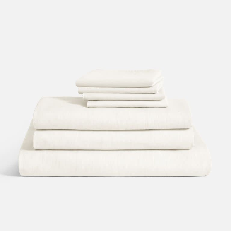 <p><a href="https://go.redirectingat.com?id=74968X1596630&url=https%3A%2F%2Fwww.brooklinen.com%2Fproducts%2Fheathered-cashmere-hardcore-sheet-bundle&sref=https%3A%2F%2Fwww.harpersbazaar.com%2Ffashion%2Ftrends%2Fg46041573%2Fsoftest-sheets-review%2F" rel="nofollow noopener" target="_blank" data-ylk="slk:Shop Now;elm:context_link;itc:0;sec:content-canvas" class="link rapid-noclick-resp">Shop Now</a></p><p>Heathered Cashmere Hardcore Sheet Bundle</p><p>brooklinen.com</p><p>$299.00</p>