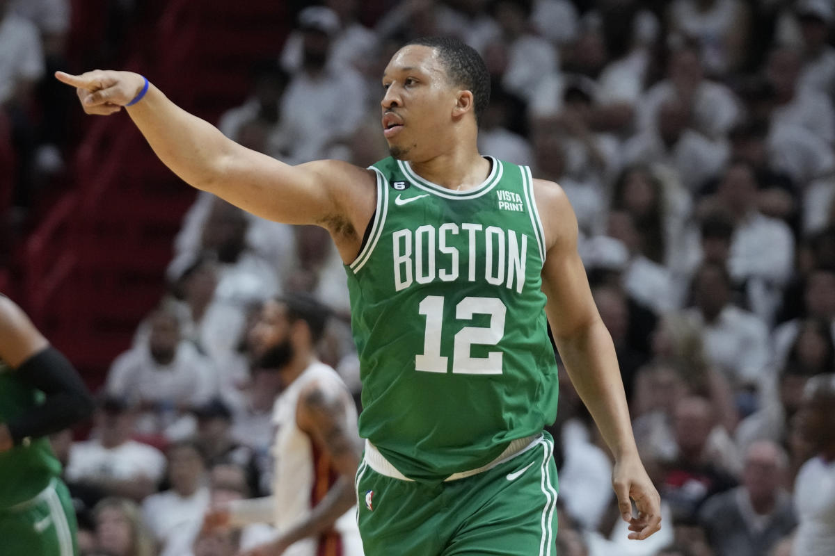 Reports: Grant Williams leaving Celtics for Mavericks via $53 million  sign-and-trade deal - Yahoo Sports