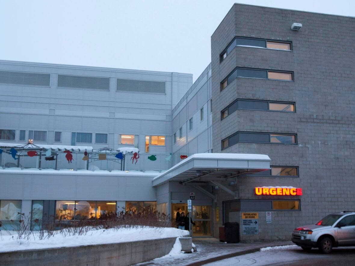  The death of a four-year-old girl is the first pediatric fatality linked to COVID-19 at the CHU de Québec-Université Laval. (Jacques Boissinot/The Canadian Press - image credit)