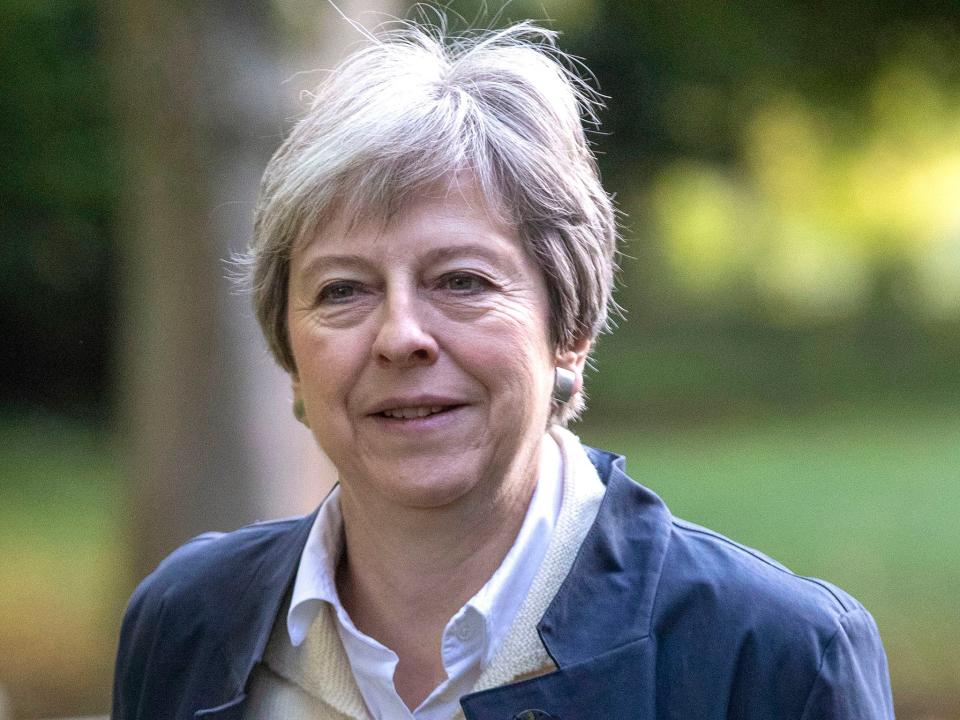 Theresa May will not insist on 'end date' for UK staying in EU customs territory, cabinet minister admits