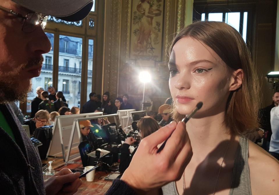 Dans le backstage du défilé Stella McCartney automne-hiver 2020-2021