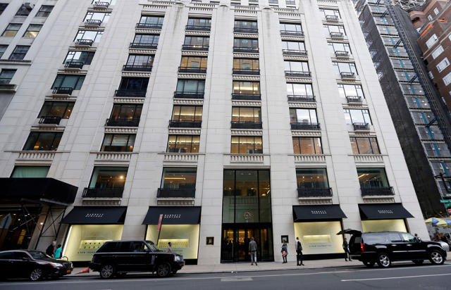 Following Barneys Sale, Ashkenazy Strikes Temporary Deal at 660