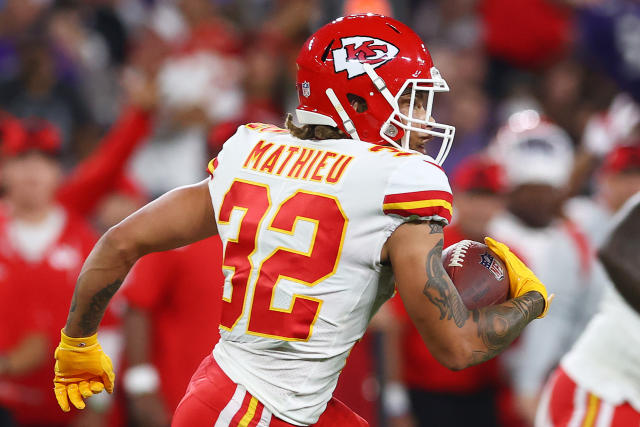 Chiefs S Tyrann Mathieu ranks 17th in PFF's pending free agent rankings