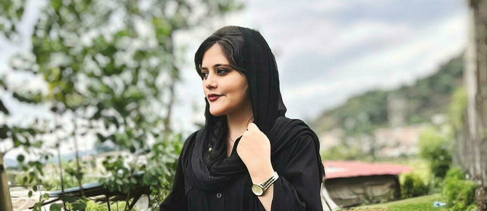 Mahsa Amini, jeune femme de 22 ans originaire de la ville de Saghez, dans le Kurdistan iranien, est décédée le 17 septembre 2022 après avoir été arrêtée par la police des mœurs pour un voile mal porté.   - Credit:Social Networks / MAXPPP / ZUMA PRESS/MAXPPP/MAXPPP
