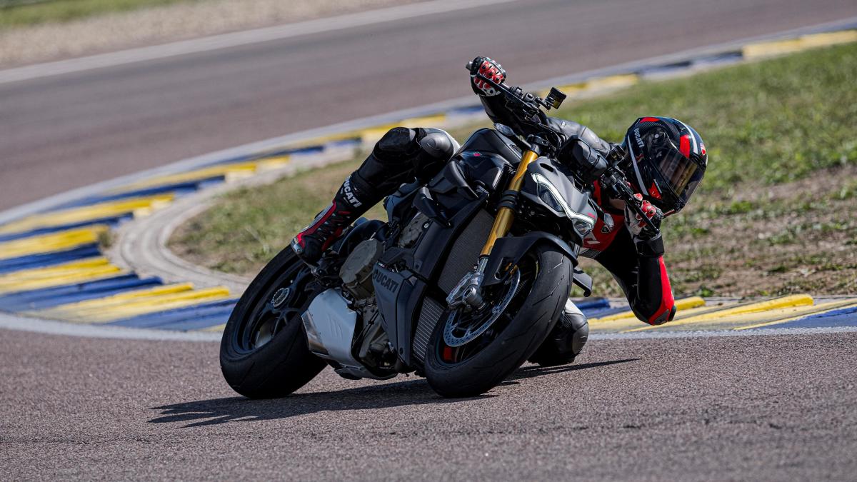 Ducatis New Streetfighter V4 Brings Added Technology And Track Focused