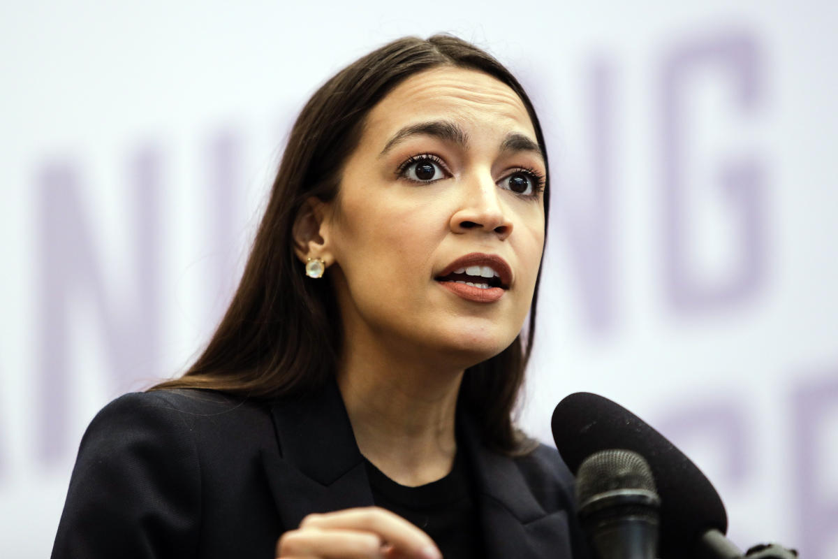 'This is unacceptable': AOC, Ted Cruz and others side with retail investors, slam Robinhood and Wall Street amid GameStop mania
