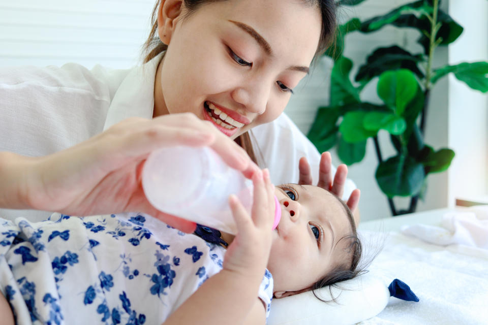 母乳與配方奶粉有什麼不同？ (圖片來源:Getty Images)