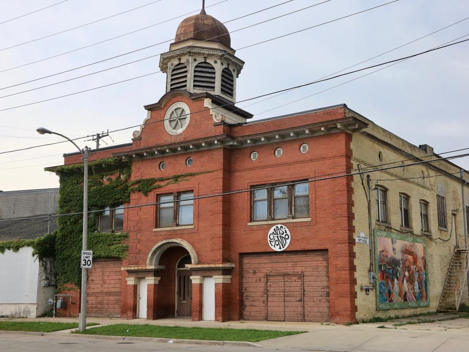 This building was erected in 1901 as the municipal hall and firehouse for North Milwaukee, an industrial suburb incorporated in 1897.
