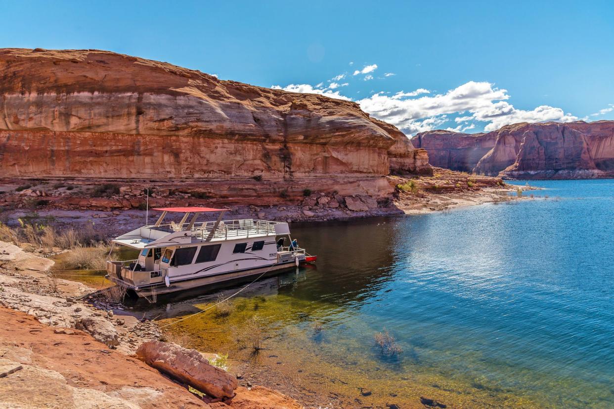 houseboat on Lake Powell