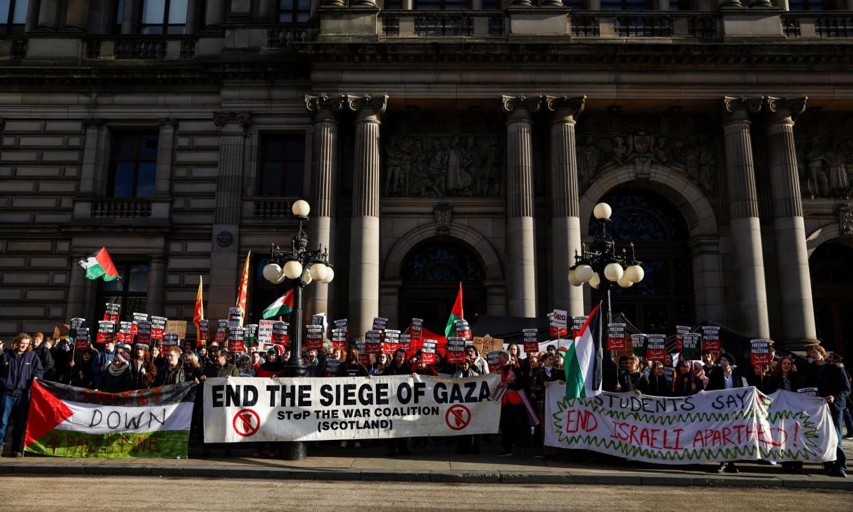 <span>Demonstrators in George Square, Glasgow call for a ceasefire in Gaza.</span><span>Photograph: Jeff J Mitchell/Getty Images</span>