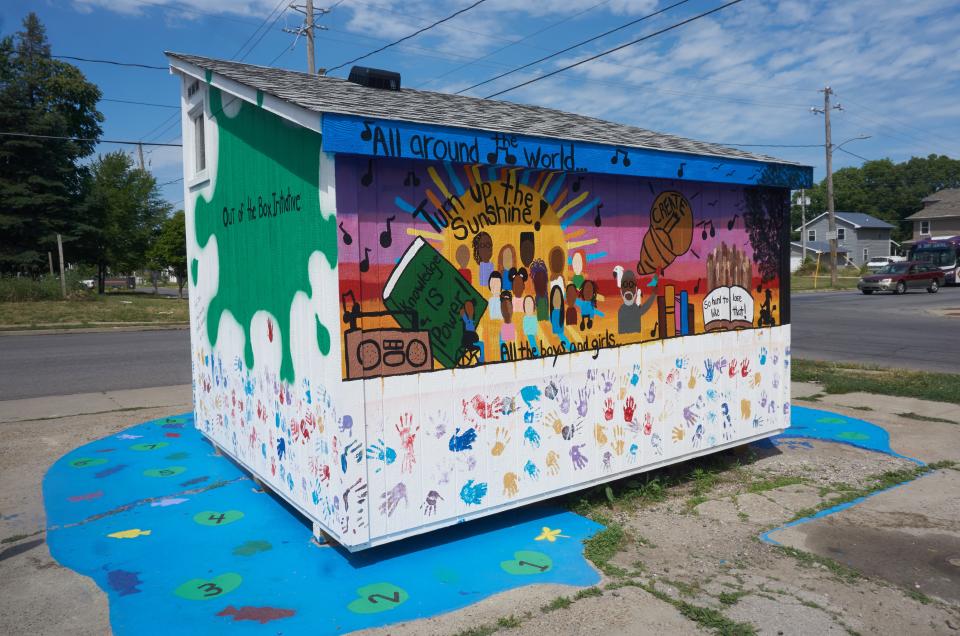 Harriette Curley library, Out of the Box Initiative's first free library, was named after Des Moines first Black school teacher. Located on 13th and Forest, the library has books by BIPOC authors for both children and adults, as well as an activity area for young readers.