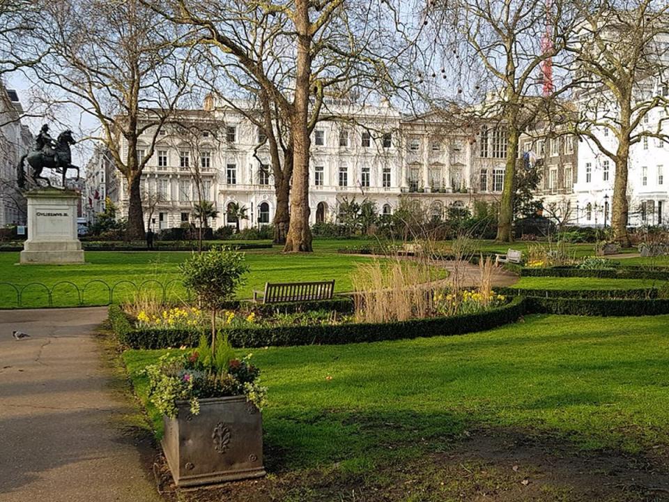 St James’s Square (Philippe Cendron/Wikipedia Commons)