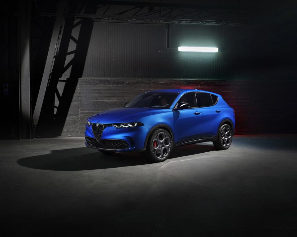 儘管一直沒有人要代理，但二月份就是有一輛Alfa Romeo Tonale Veloce掛牌！