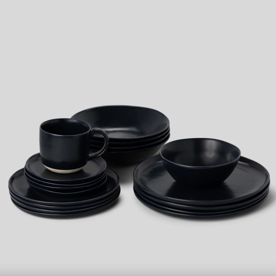 <p><a href="https://go.redirectingat.com?id=74968X1596630&url=https%3A%2F%2Ffable.com%2Fproducts%2Fclassic-dinnerware-set%3Fvariant%3D41629885628605&sref=https%3A%2F%2Fwww.esquire.com%2Flifestyle%2Fg46116233%2Fbest-dinnerware-sets%2F" rel="nofollow noopener" target="_blank" data-ylk="slk:Shop Now;elm:context_link;itc:0;sec:content-canvas" class="link ">Shop Now</a></p><p>Classic Dinnerware Set</p><p>fable.com</p><p>$445.00</p>