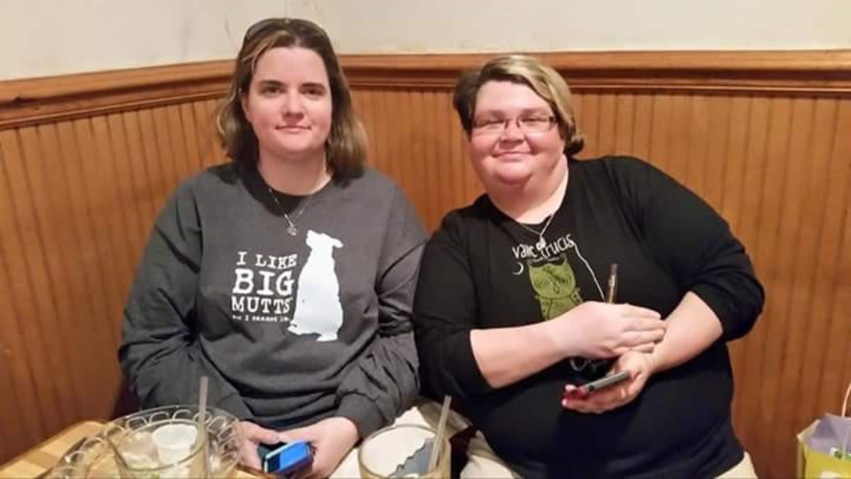 Amanda Lee Hall (right) and her wife Kristen Hensley (left) (Jam Press)