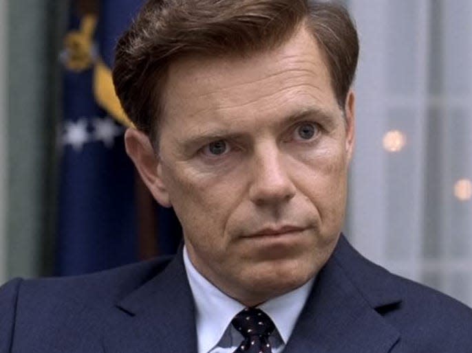 bruce greenwood jfk thurteen days