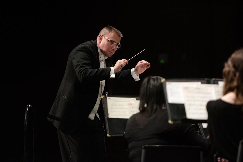 Joseph Lewis Jr. conducts a spring concert at Ashland University.