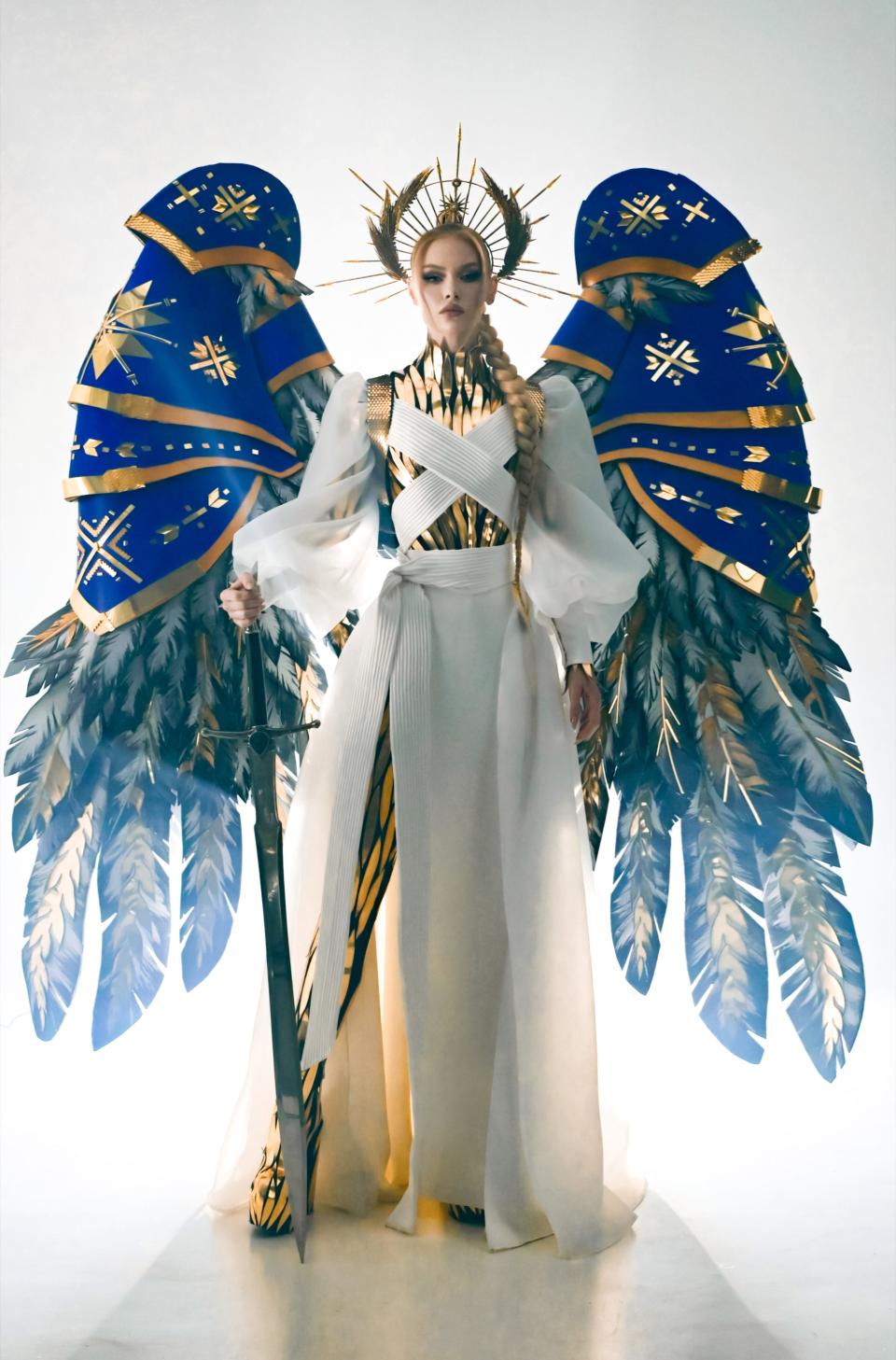 Symbolic wings are burned in battle, but not broken, Apanasenko told Insider. The wings are encased in blue and gold armor in the colors of the Ukrainian flag and decorated with various Ukrainian ornaments.