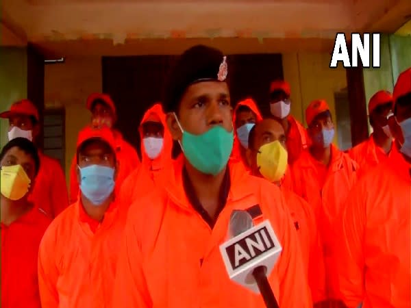 NDRF team commander speaking to ANI in Andhra Pradesh's  Kalingapatnam on Sunday. (Photo/ANI) 