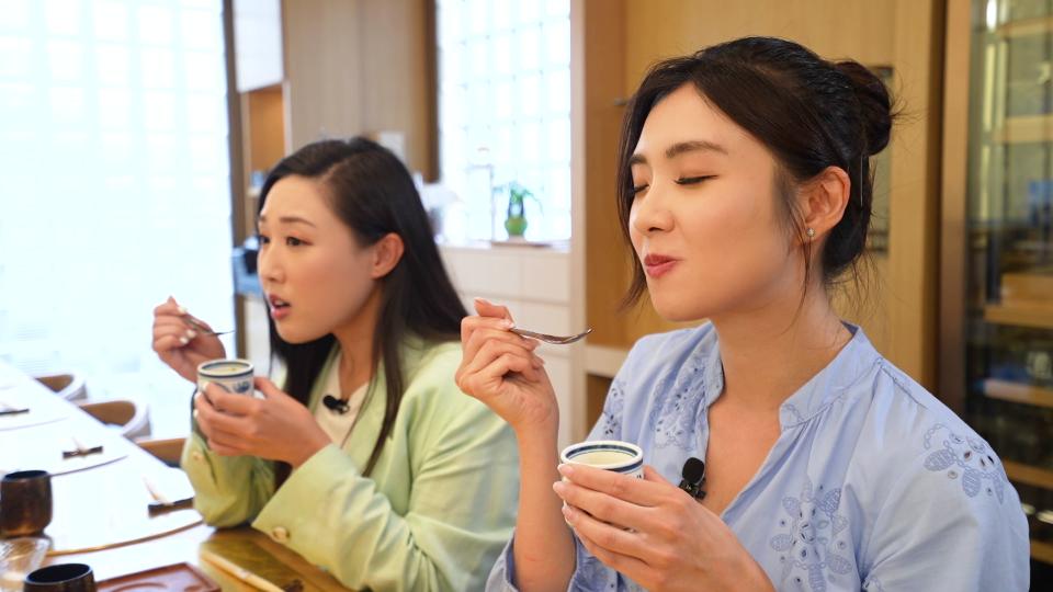 Foodies sweep across Hong Kong and Shenzhen | Lin Xiuyi, Liang Kaiqing, Liang Chaoyi and Liao Huiyi perform an unusual square dance, cute and gorgeous