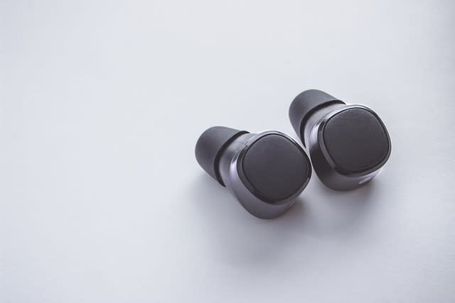 15 Best Cheap Wireless Earbuds under $50