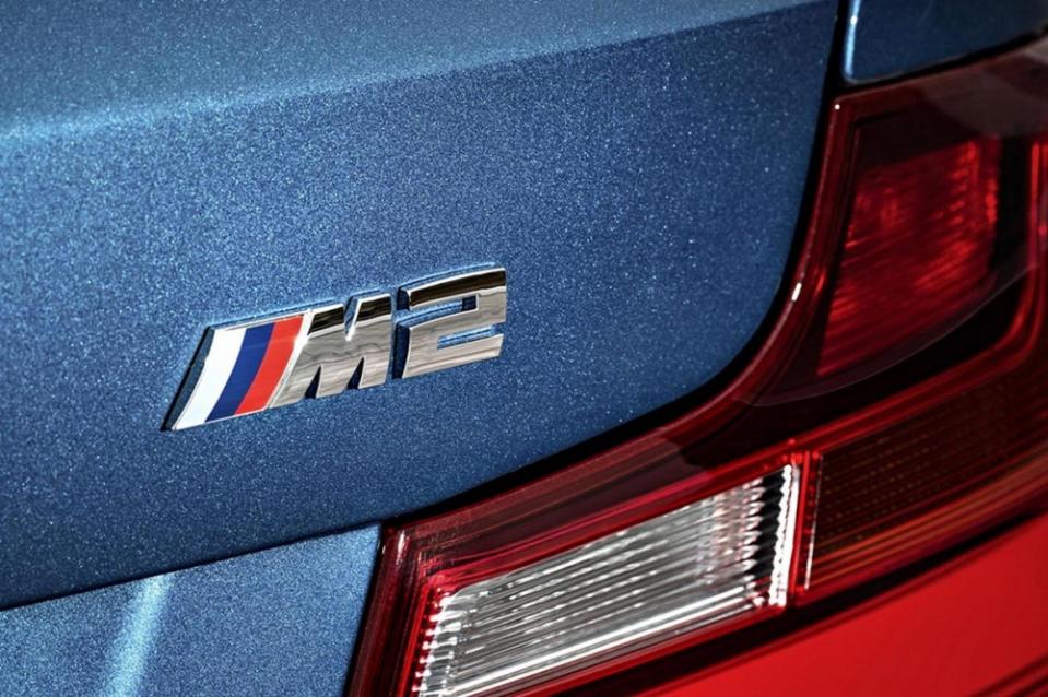 BMW M2細部設計發表！M2 & M4果然是『血濃於水』的性能兄弟檔....