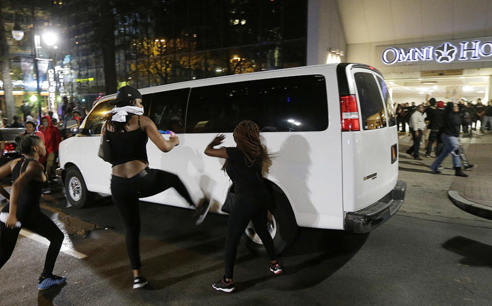 Protests erupt after deadly police shooting in Charlotte, N.C.