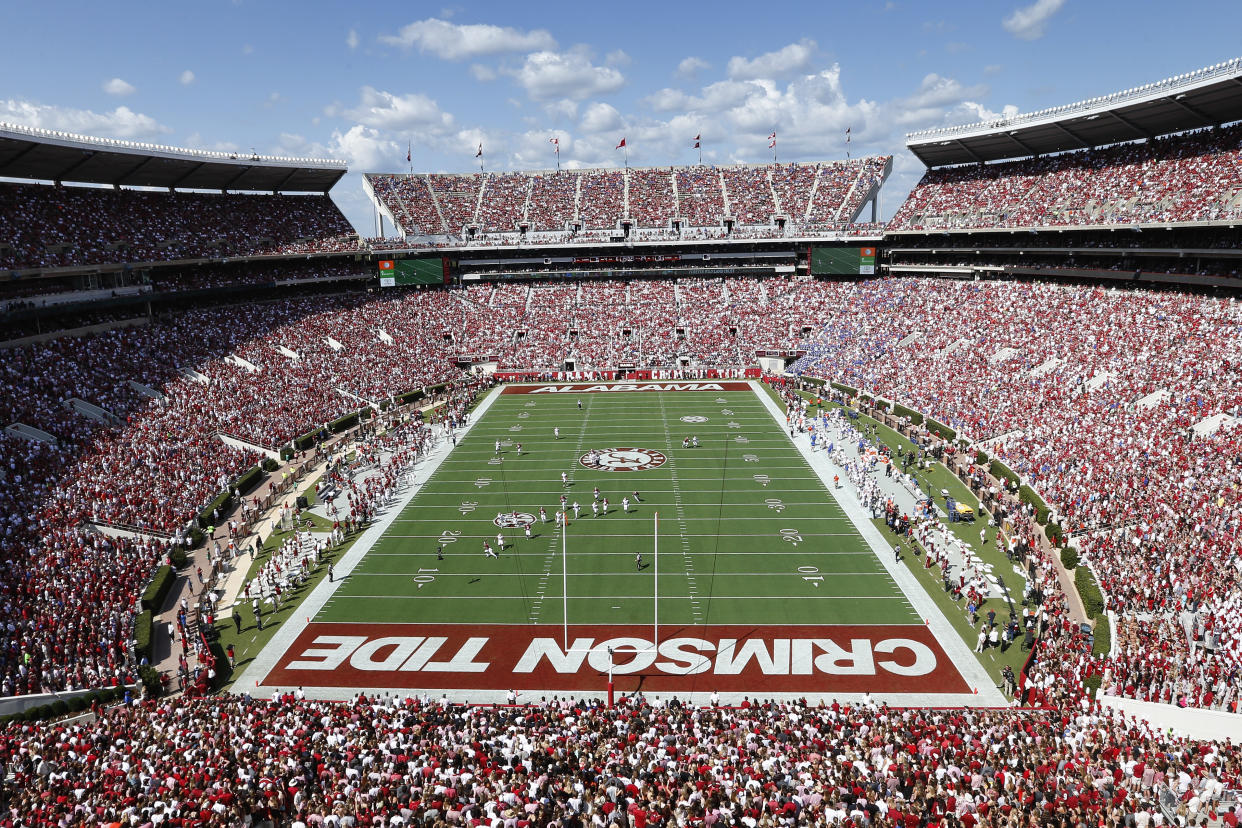 TUSCALOOSA, AL - SEPTEMBER 20: General view of the stadium as the Alabama Crimson Tide takes on the Florida Gators at Bryant-Denny Stadium on September 20, 2014 in Tuscaloosa, Alabama. Alabama defeated Florida 42-21. (Photo by Joe Robbins/Getty Images) 