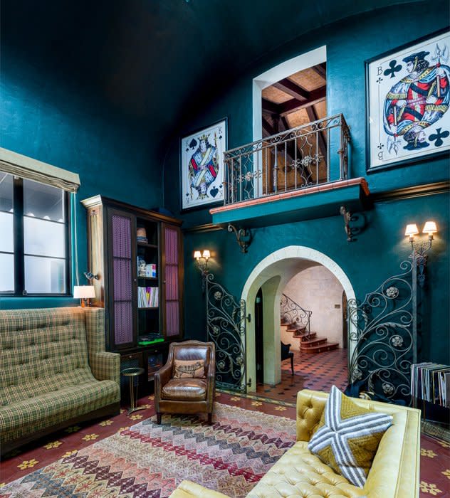 Lovely little Juliette balcony overlooking the front room of Leonardo DiCaprio's new LA home.