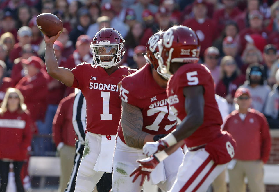 Oklahoma quarterback Kyler Murray (1) passes against Oklahoma State in the first quarter of an NCAA college football game in Norman, Okla., Saturday, Nov. 10, 2018. (AP Photo/Alonzo Adams)