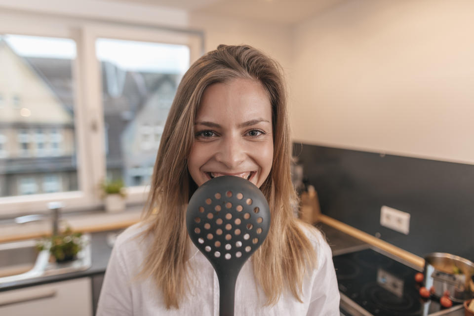 Blue Apron makes cooking fun and easy. (Photo: Getty)