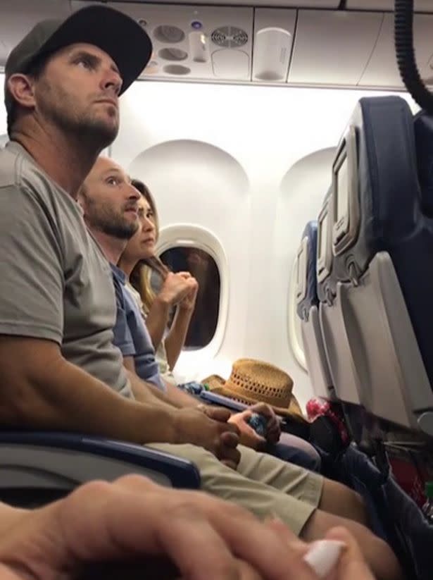 Brian Schear was forced to leave the Delta Airlines flight with his family (Picture: YouTube)