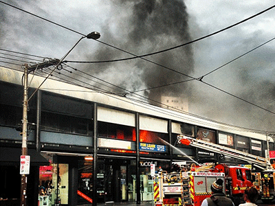 Fire in row of shops on busy Chapel Street. Photo: @Hugh_sheridan Twitter.