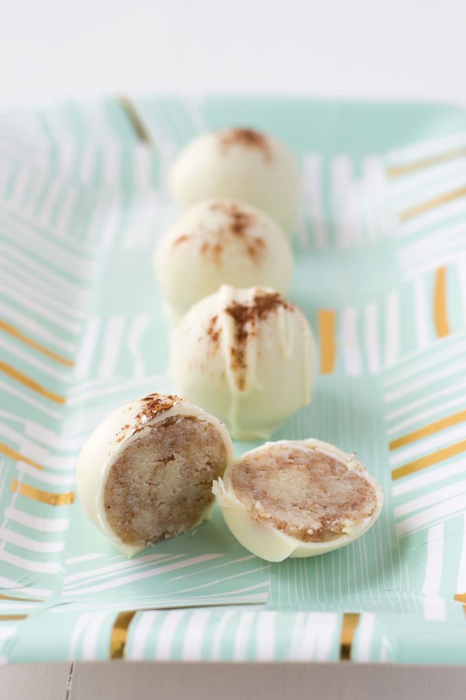 Snickerdoodle Cookie Dough Truffles