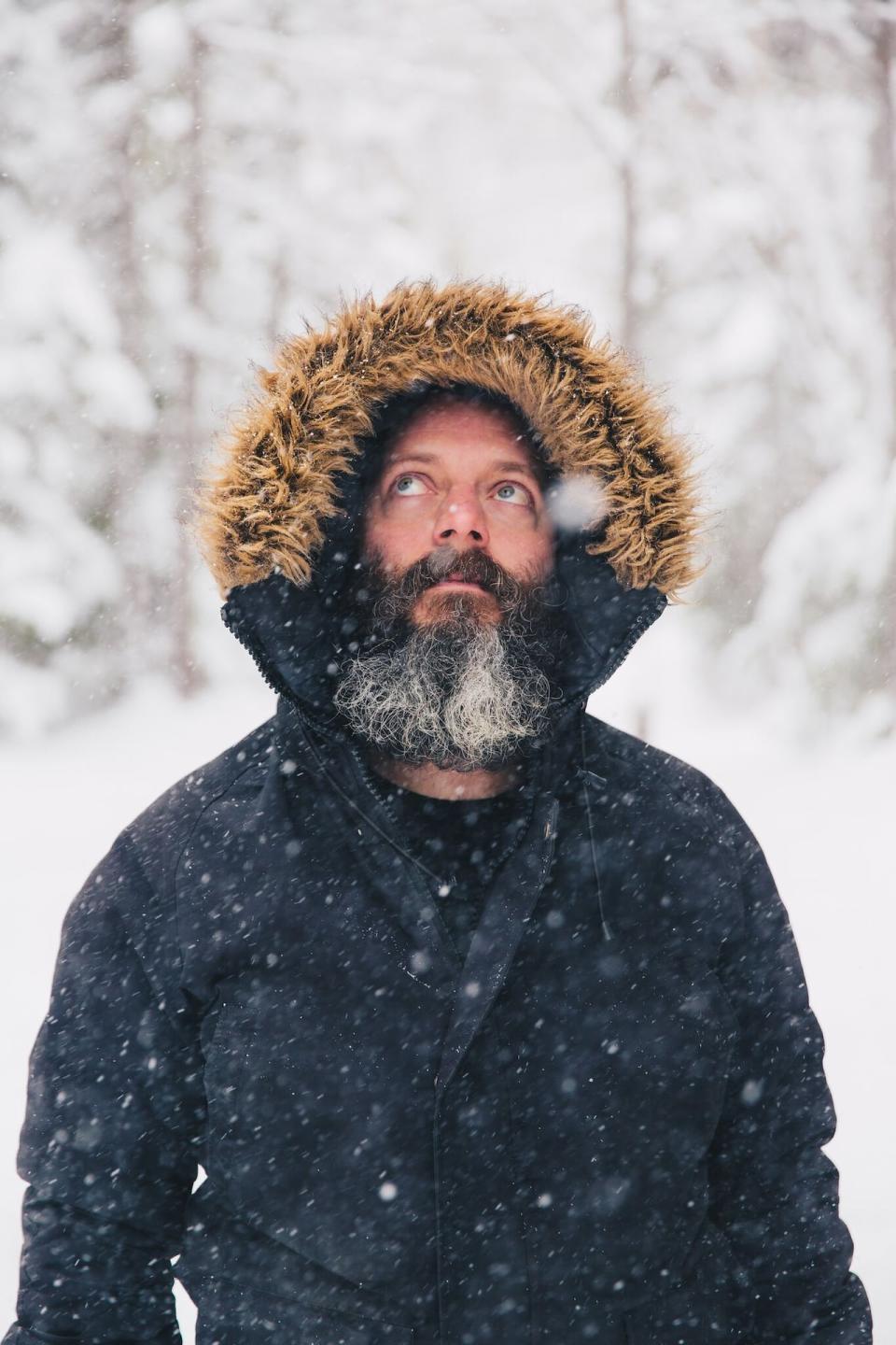 Mark Bragg's new album is called Winter. 