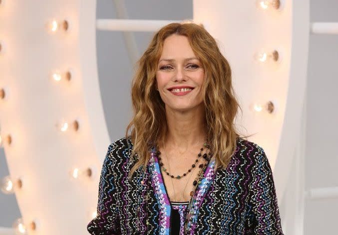 Fashion Week de Paris : Vanessa Paradis et Lily-Rose Depp envoûtantes pour Chanel