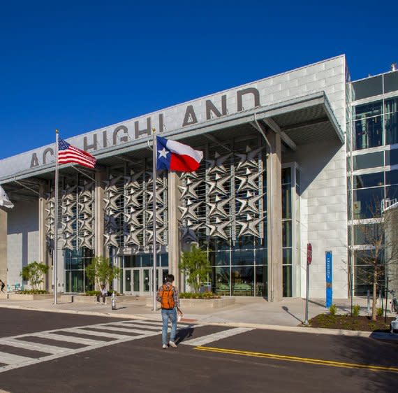 The outside of the new Highland Mall (Tre Dunham/Fine Focus Photography)