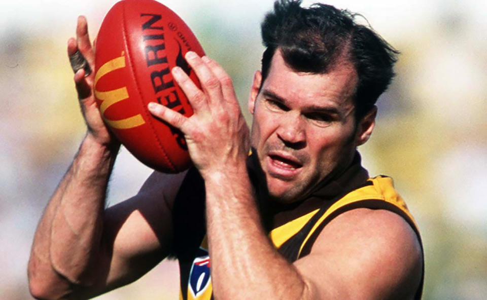 Jason Dunstall in action for Hawthorn in 1997.