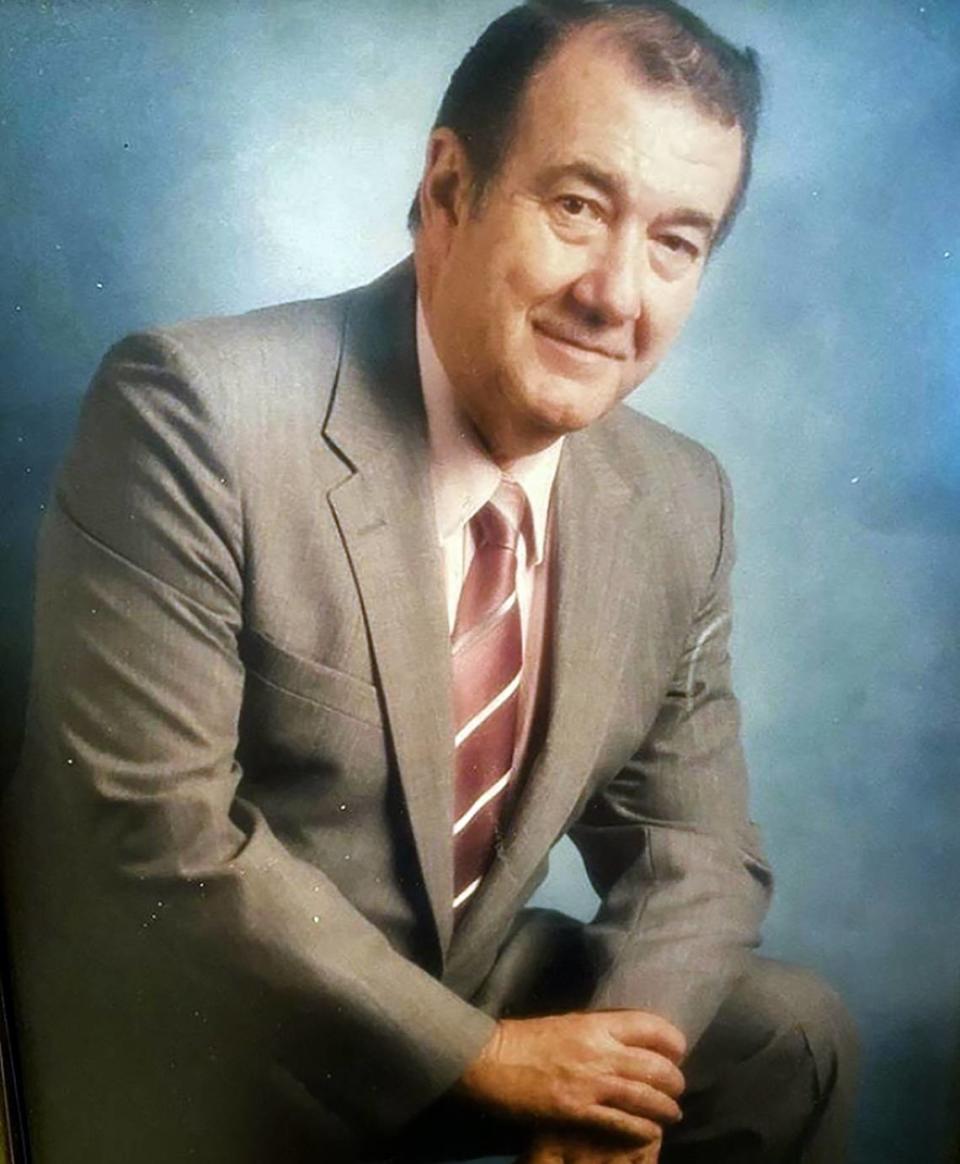 Dr. Jorge A. Vallejo, a Hialeah OB-GYN from Cuba, died of COVID-19 last month. He was 89.