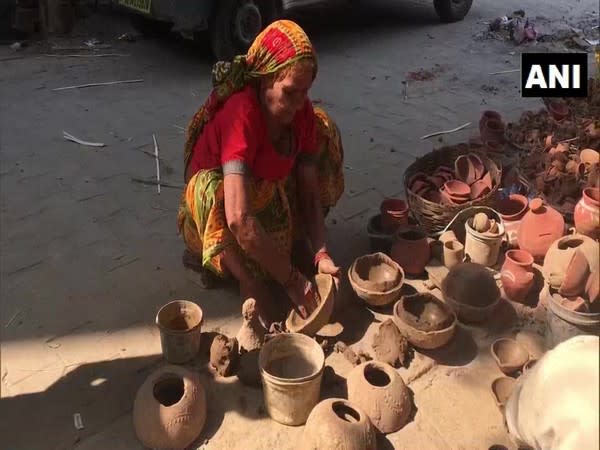 Potters are not very hopeful about Diwali sale due to pandemic rules in Ghaziabad, Uttar Pradesh. (Photo/ANI)