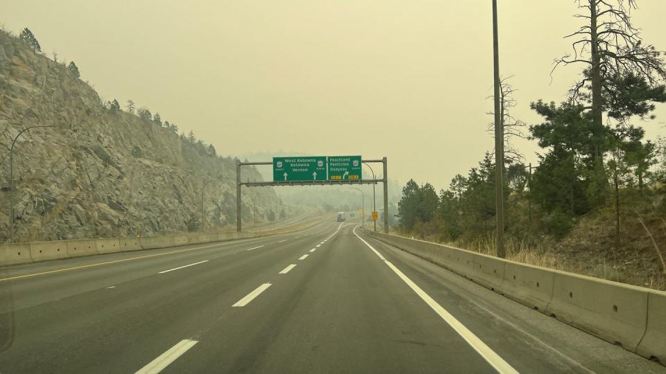 canada british columbia kelowna wildfire smoke