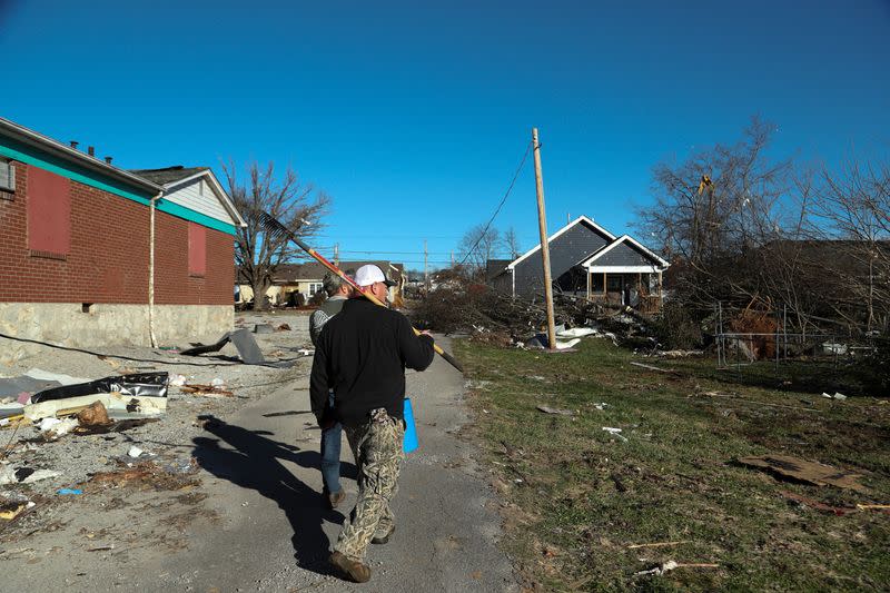 Tornado damage in Bowling Green