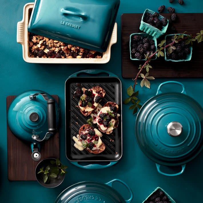 Williams Sonoma Is Selling Le Creuset Items For Cheap Right Now, Including The Famous Dutch Oven