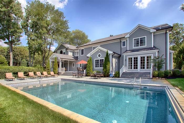 Kevin Jonas relists New Jersey pad